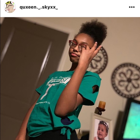 Meet your Posher, Skysky - Picture 1 of 1